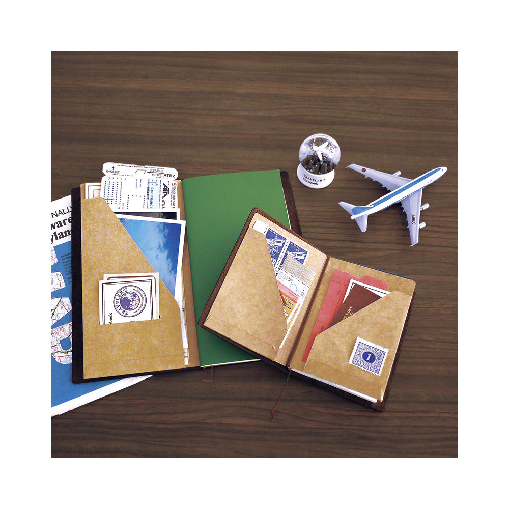 TRAVELER'S 010 Kraft File Notebook Passport Size