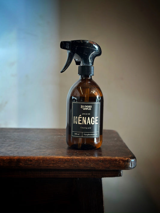 Les Choses Simples cleaning spray