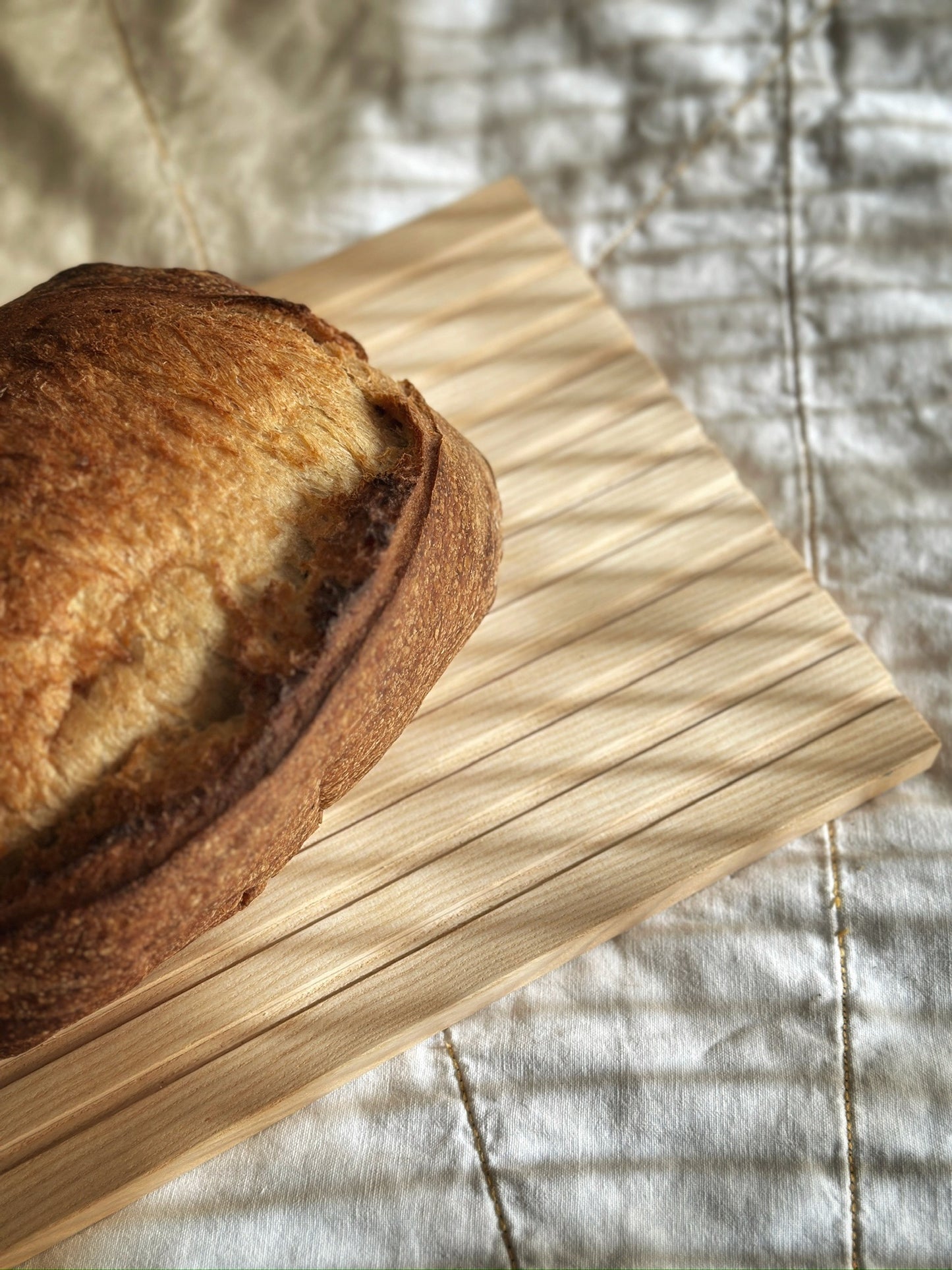 Side-by-Side Bread Cutting Board