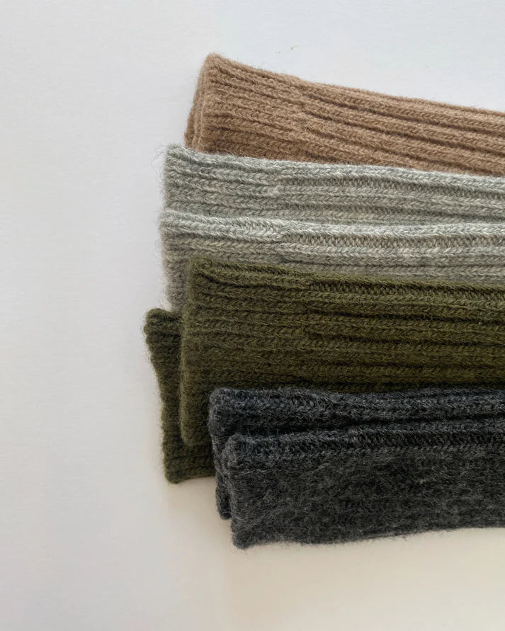 Nishiguchi Praha Wool Socks